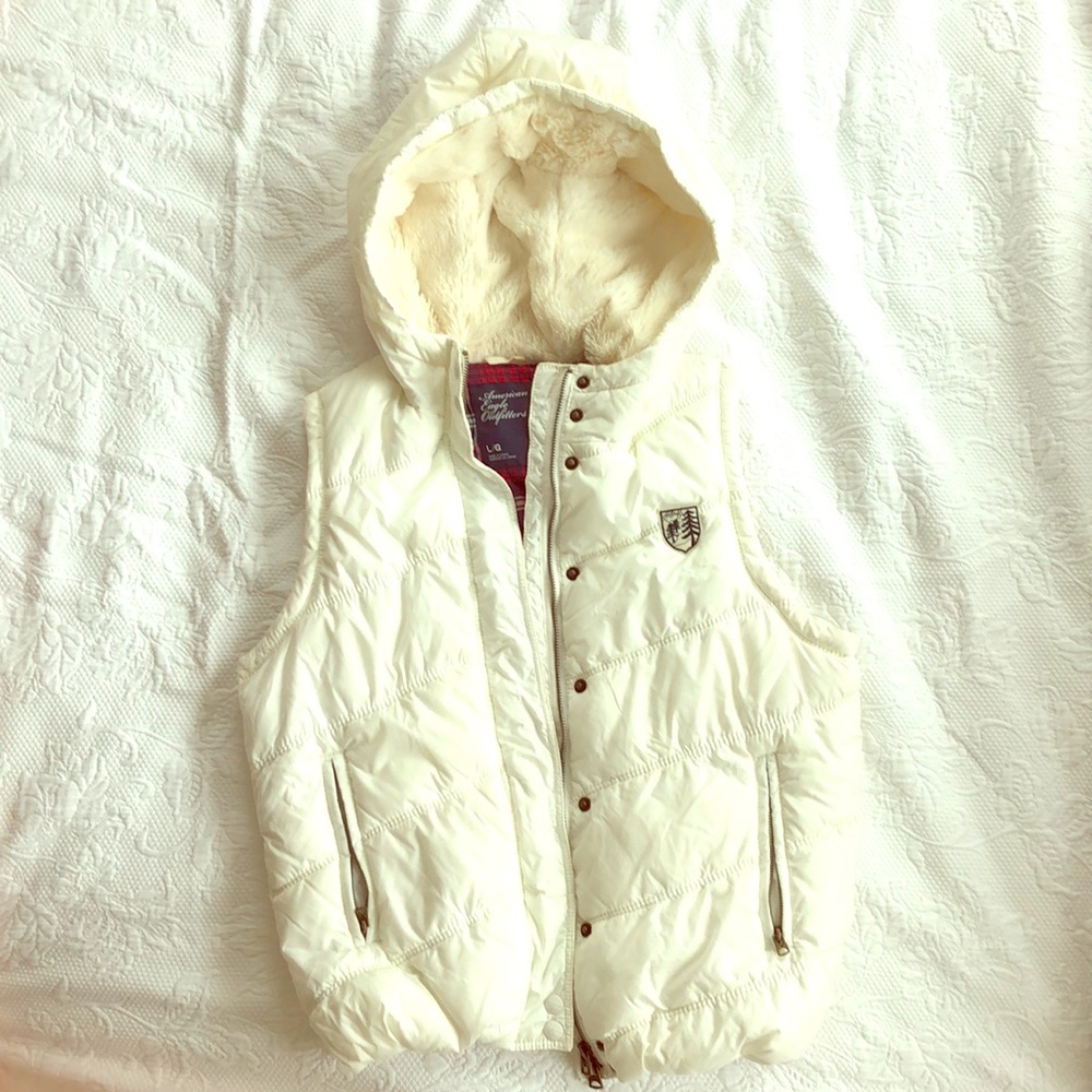 Puffy White Vest with Fuzzy Hood Lining